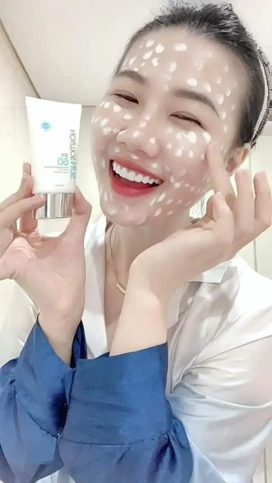 Thoa kem chống nắng hằng ngày bảo vệ da hiệu quả